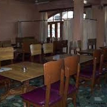 Hotel Azad Durgjan Kültér fotó